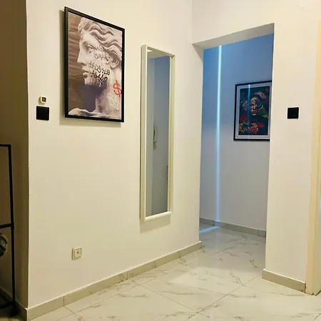 Premium 90m2 Apartment *